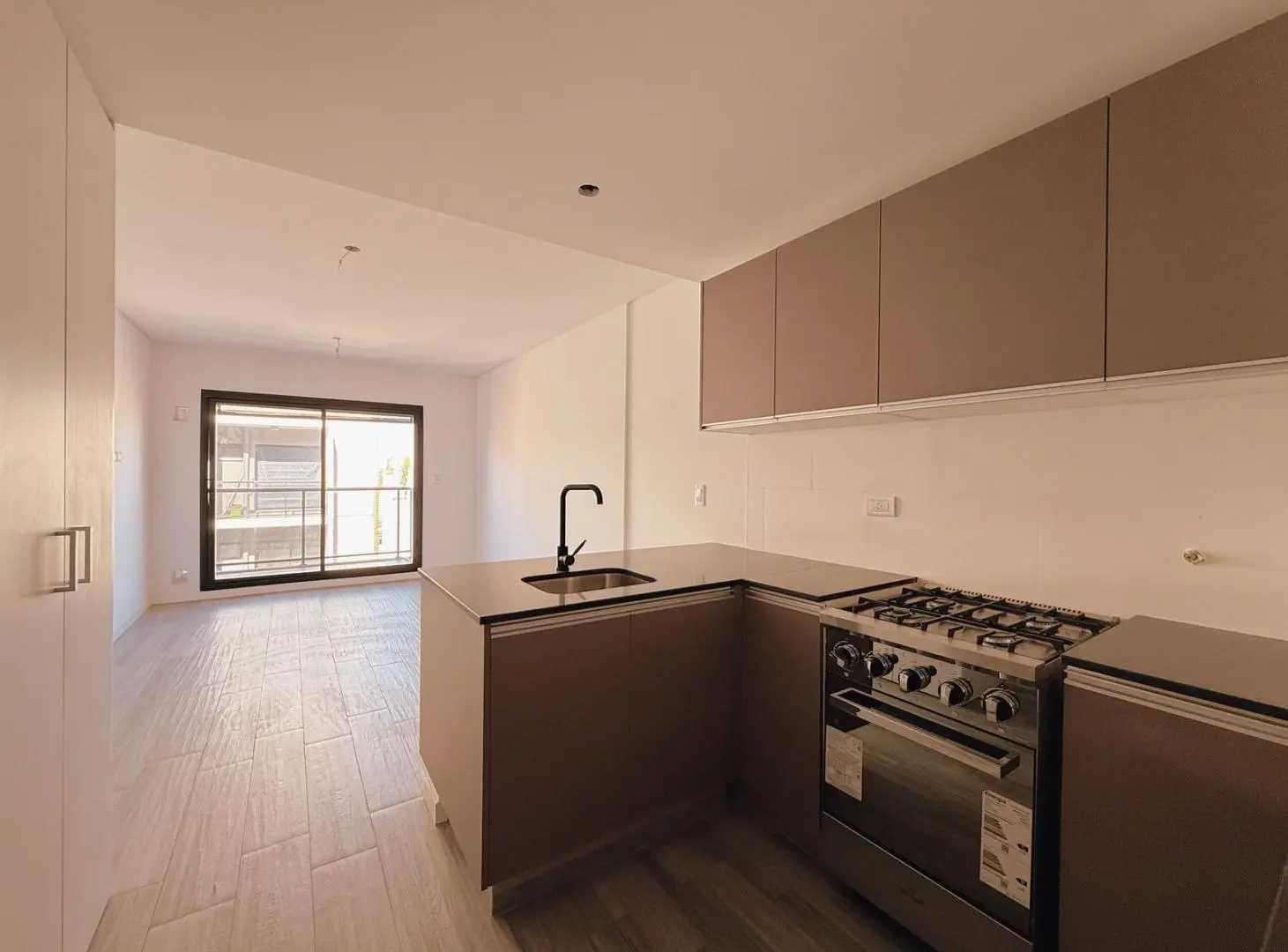 Juan Manuel De Rosas 1433 - Departamento Monoambiente Con Amenities En Venta - Martin, Rosario 2