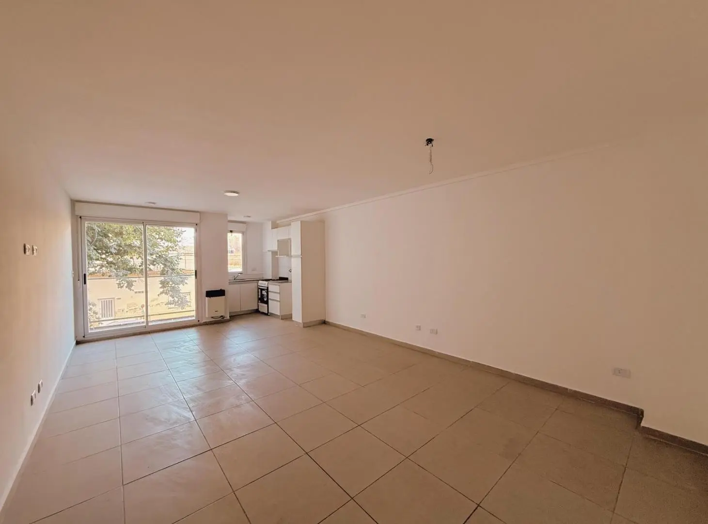 San Nicolas 1622 - Departamento Monoambiente En Alquiler - Echesortu, Rosario 2