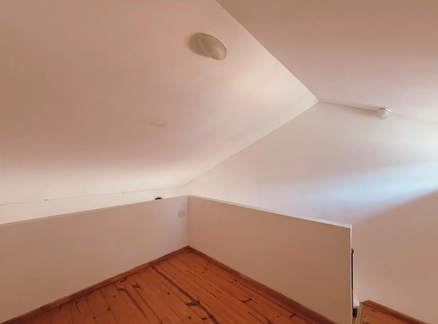 Rodriguez 39 Bis - Departamento Duplex De 1 Dormitorio En Alquiler - Pichincha, Rosario 3
