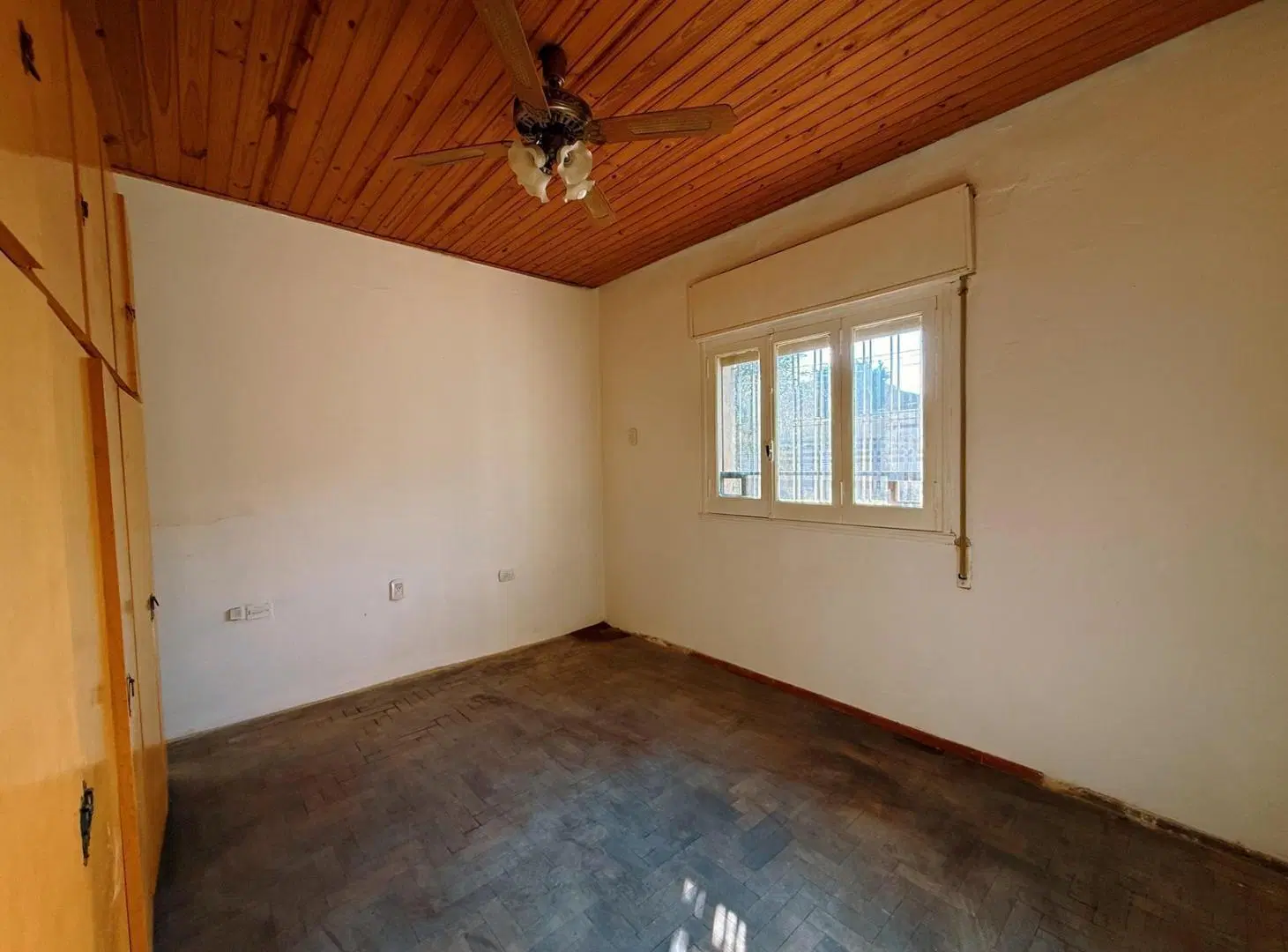 Uriburu 728 - Casa De 2 Dormitorios En Alquiler - Las Heras, Rosario 2