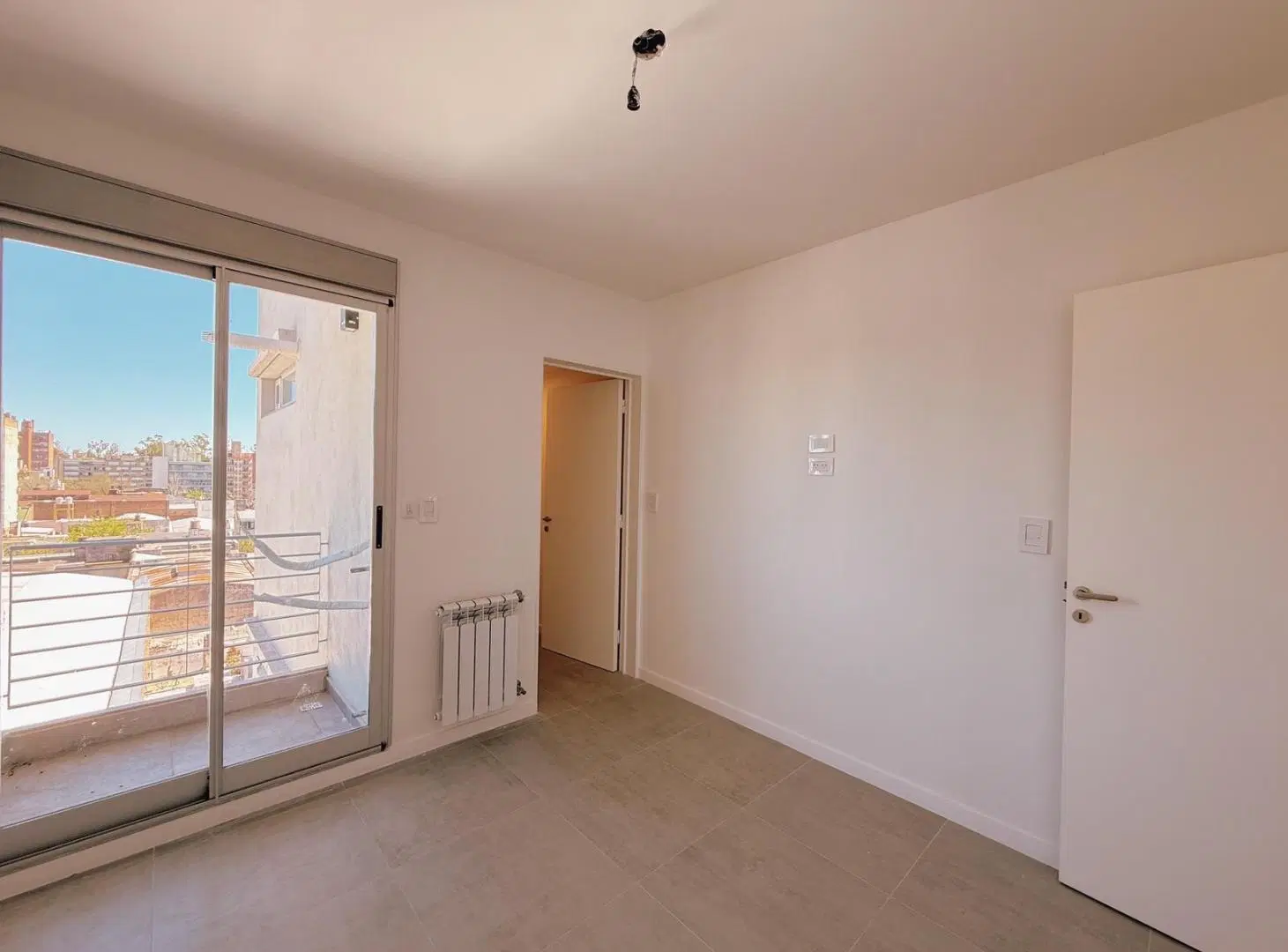 Pte. Roca 1934 - Departamento 1 Dormitorio Con Terraza Exclusiva En Venta - Abasto, Rosario 3