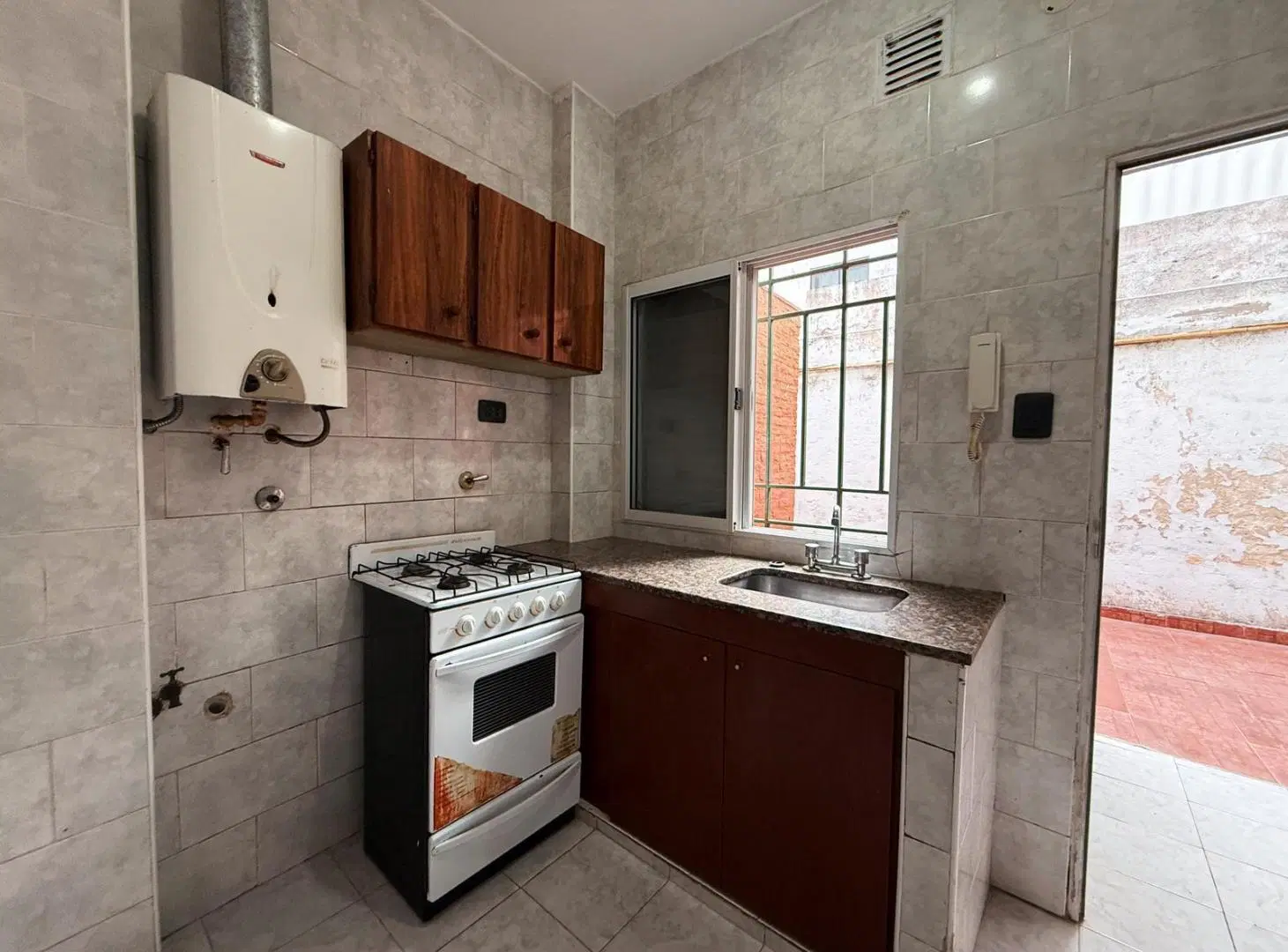 Ov. Lagos 5206 - Depto. De Pasillo De 1 Dormitorio En Alquiler - Rosario 4