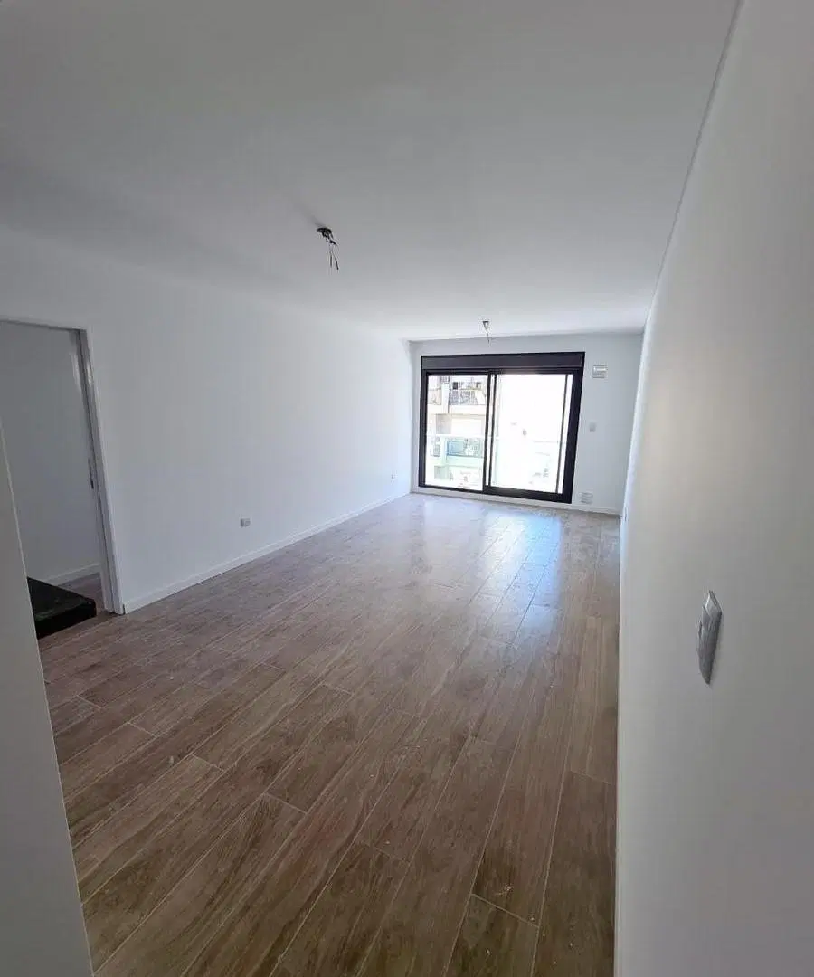 Depto de dos dormitorios primer piso en Barrio Martin categoria 2