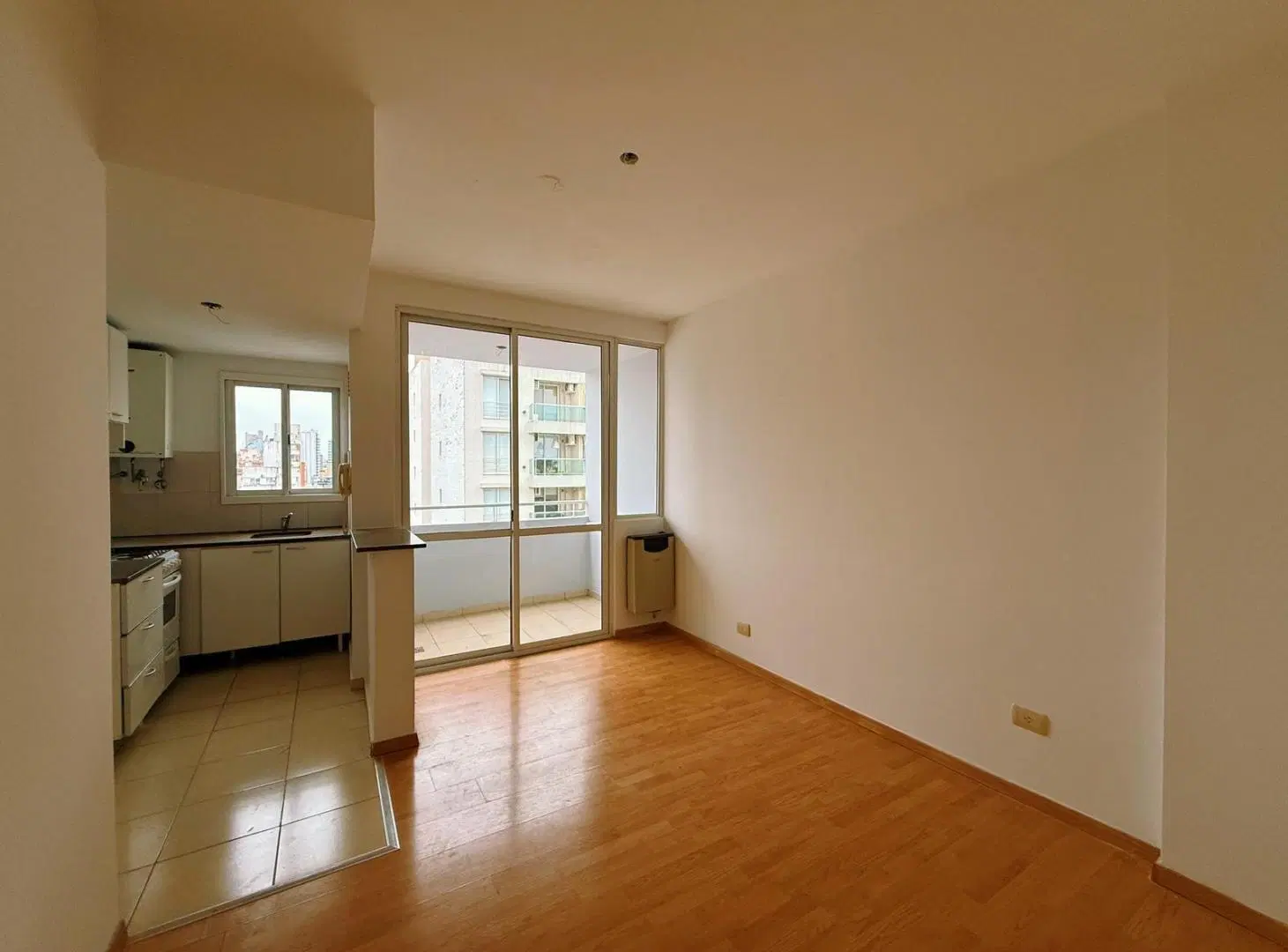 Brown 1932 - Departamento De 1 Dormitorio En Venta - Centro, Rosario 1