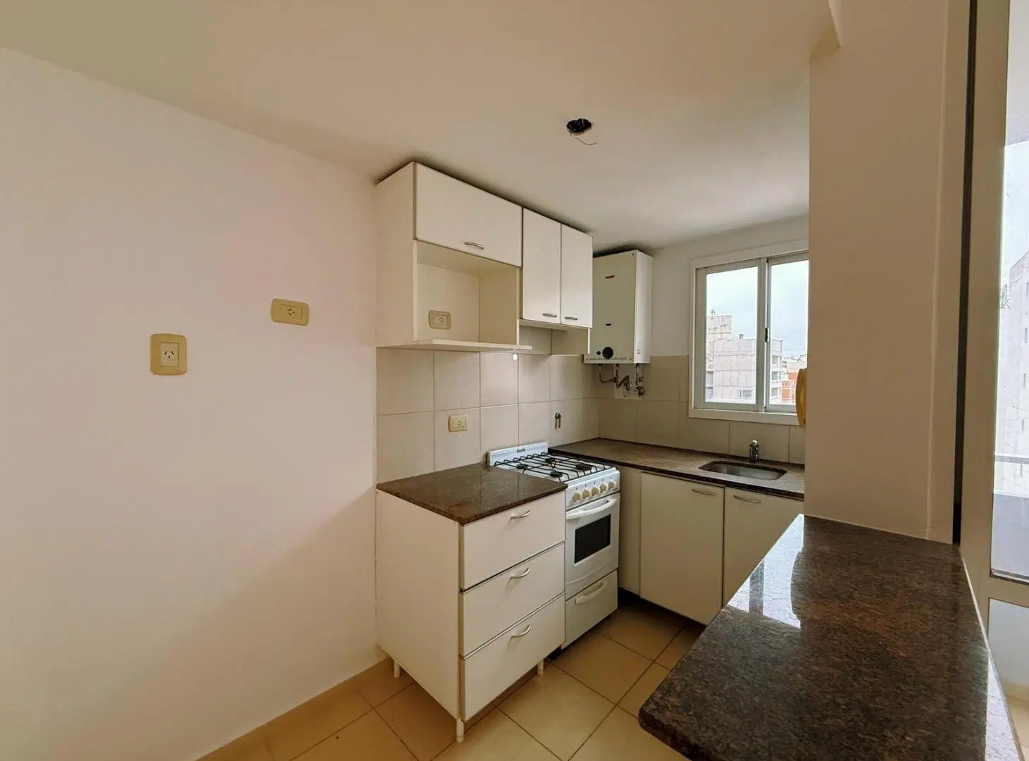 Brown 1932 - Departamento De 1 Dormitorio En Venta - Centro, Rosario 3