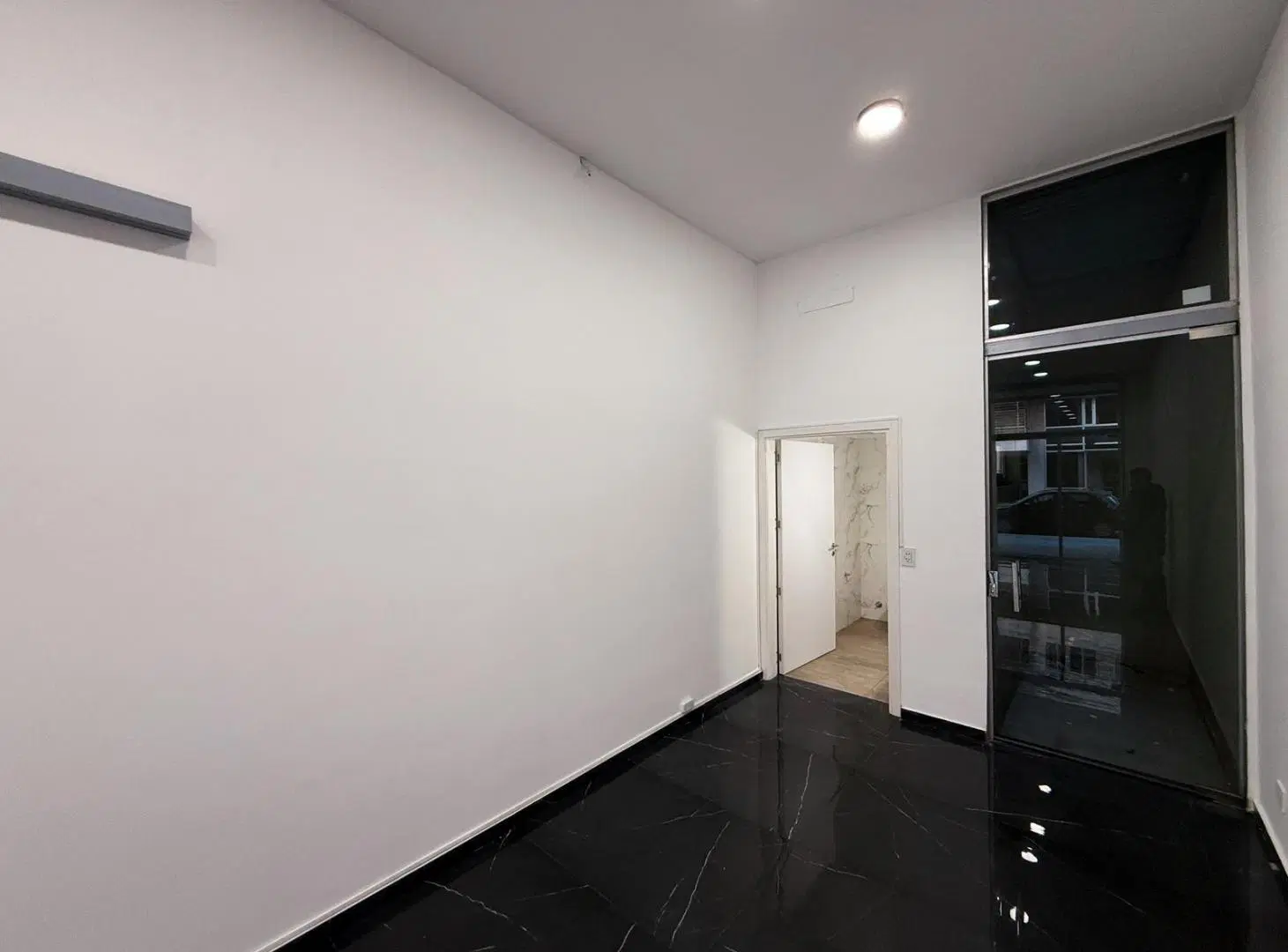 San Juan 2080 - Local Comercial Vidriado Al Frente De 30 M2 Patio En Alquiler - Centro, Rosario 5