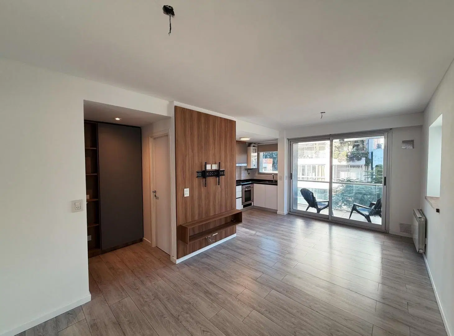 San Juan 2080 - Departamento De 1 Dormitorio En Alquiler - Centro, Rosario 2