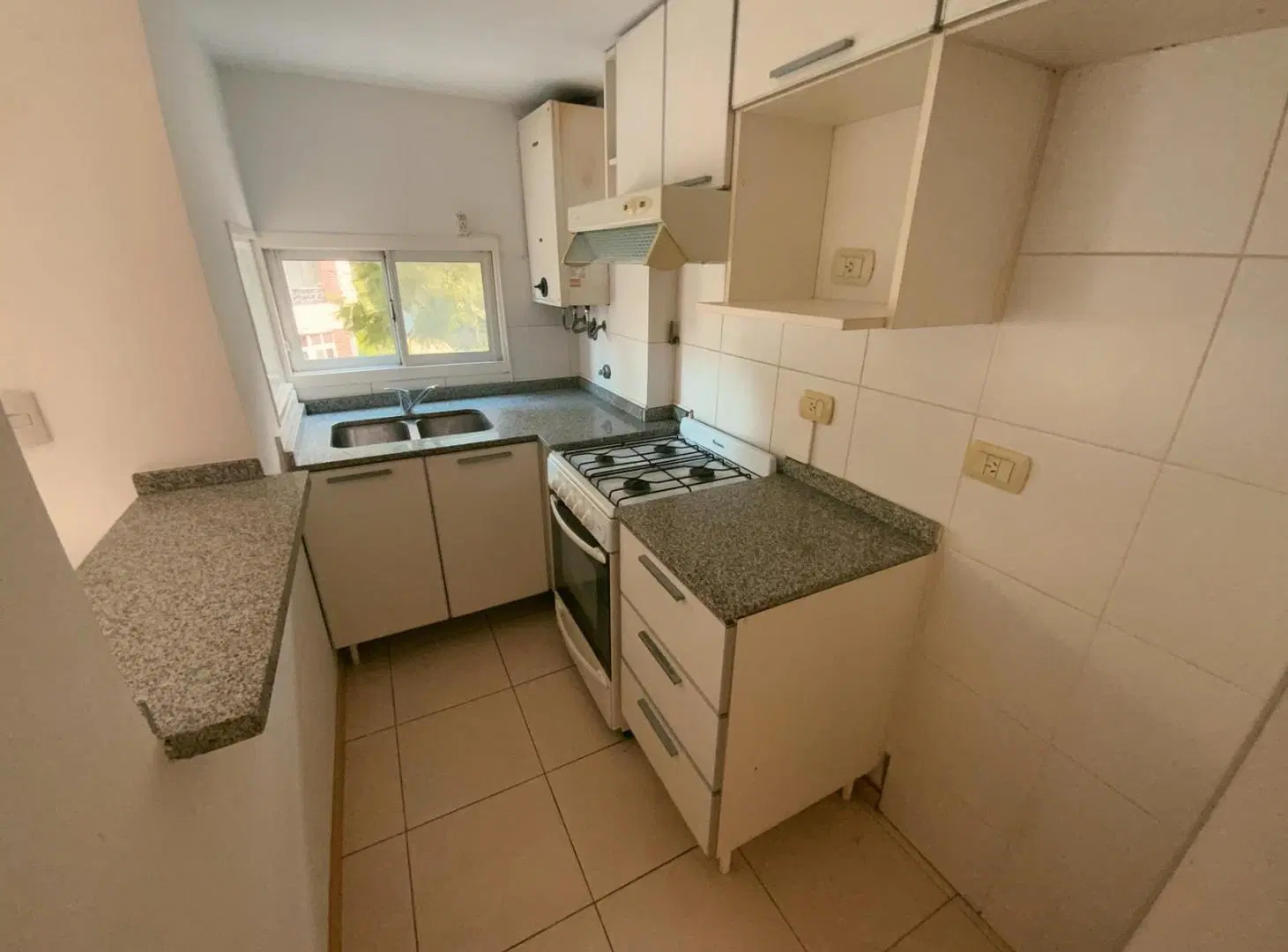 Montevideo 630 - Departamento De 1 Dormitorio En Alquiler - Martin, Rosario 8