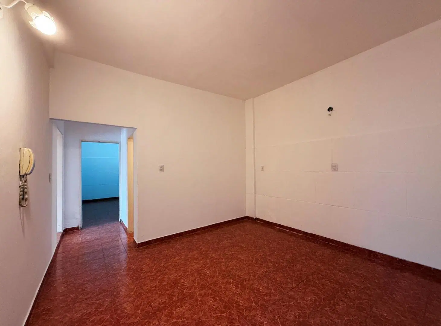 Gutenberg 511 - Casa En Esquina De 2 Dormitorios Con Local En Venta - Rosario 8