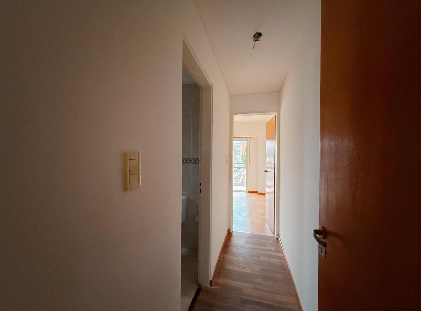 Foto de Av. Francia 1278 - Departamento De 1 Dormitorio En Alquiler, imagen 2