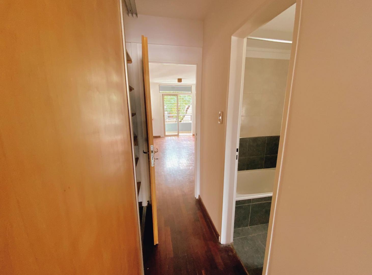 Foto de Cochabamba 1143 - Departamento De 1 Dormitorio Con Cochera En Alquiler, imagen 2