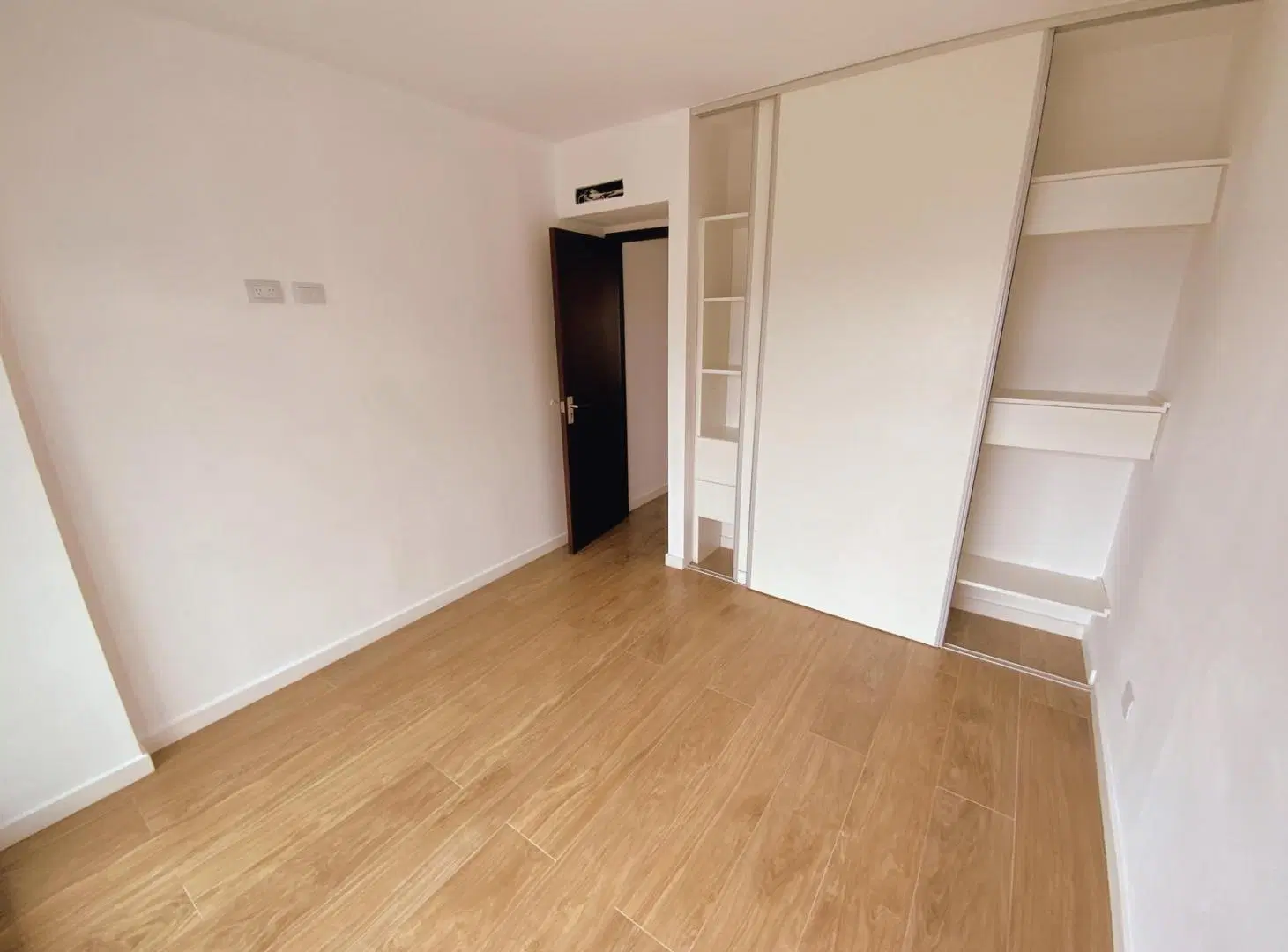 Alem 1517 - Departamento De 2 Dormitorios En Alquiler - Barrio Martin, Rosario 1