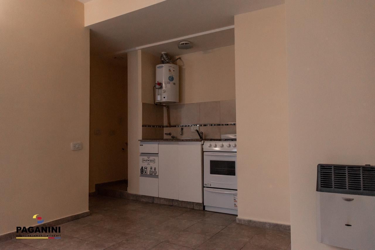 Foto de Brown 2838 - Departamento De 1 Dormitorio En Alquiler - Pichincha, imagen 4