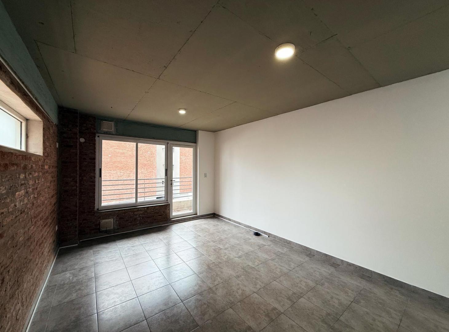 Foto de 3 De Febrero 2610 - Departamento Monoambiente En Alquiler - Lourdes, imagen 2