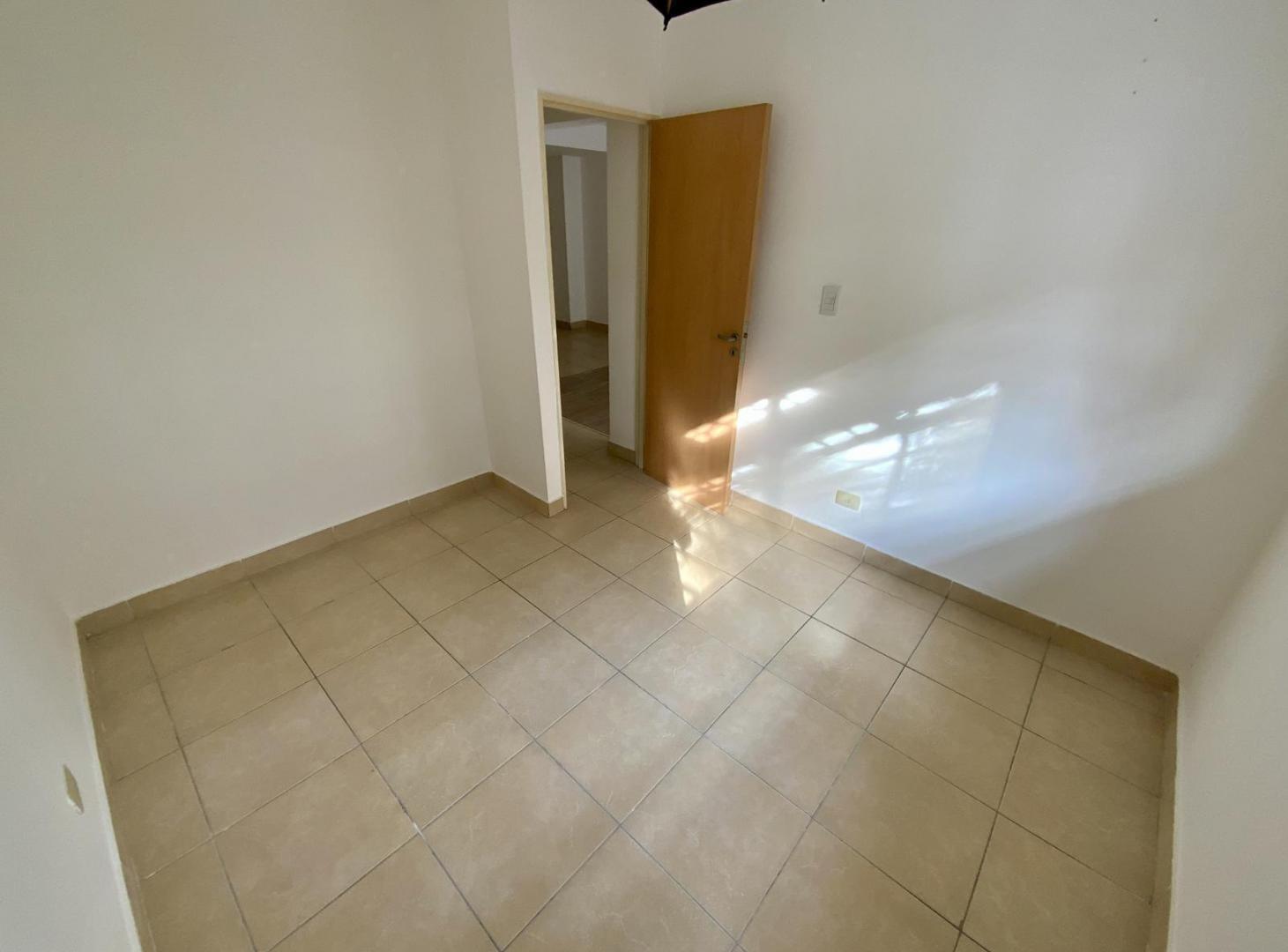 Foto de Alem 1907 - Departamento De 1 Dormitorio En Alquiler - Rep. De La, imagen 2