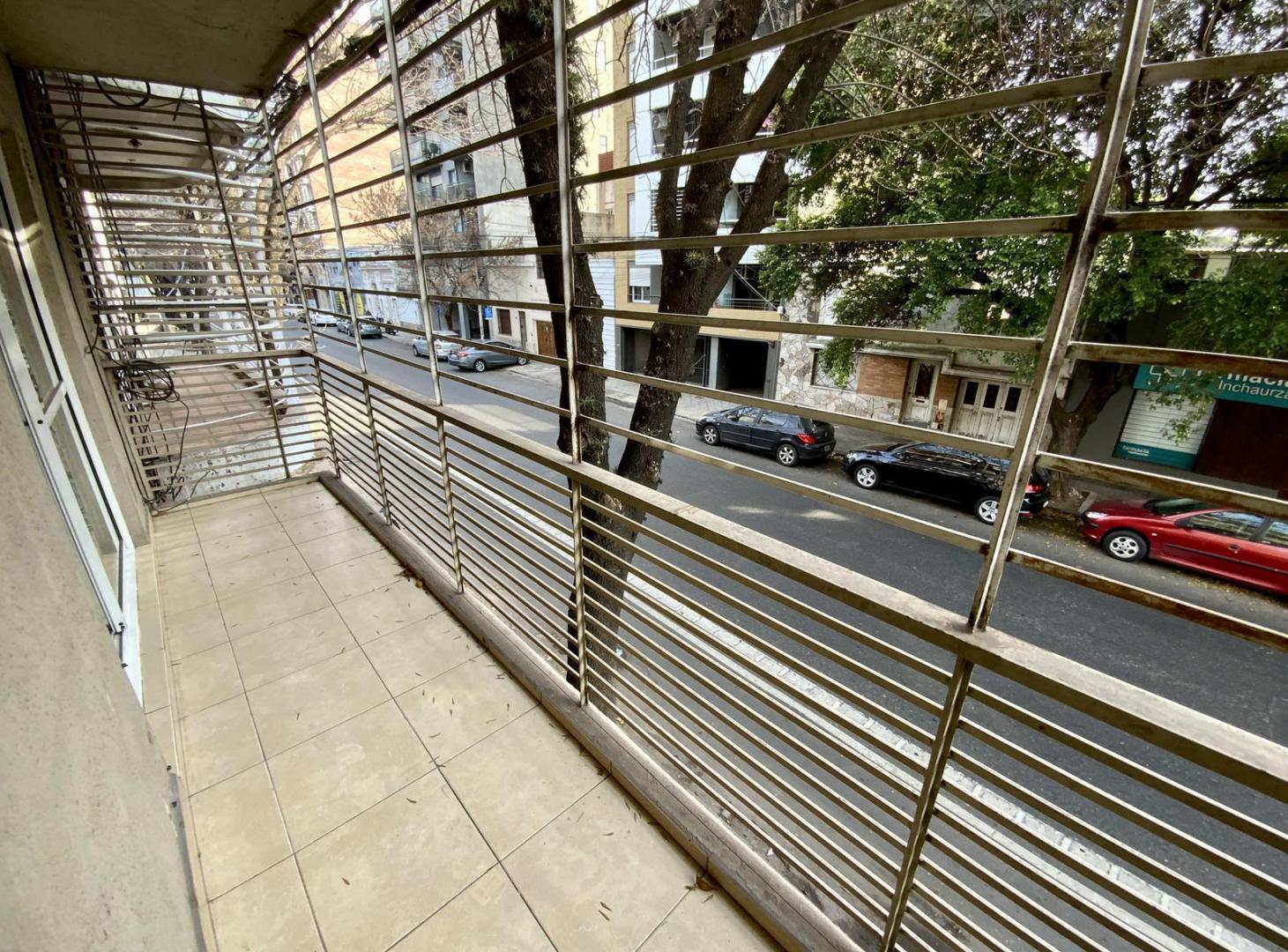 Foto de Alem 1907 - Departamento De 1 Dormitorio En Alquiler - Rep. De La, imagen 1