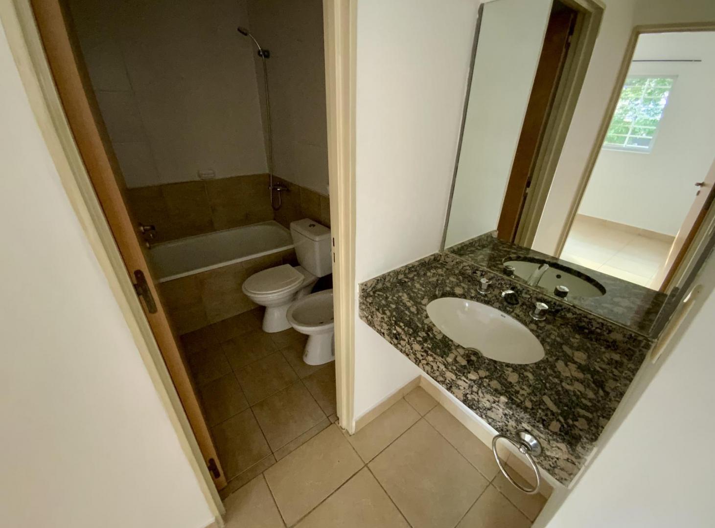 Foto de Alem 1907 - Departamento De 1 Dormitorio En Alquiler - Rep. De La, imagen 5