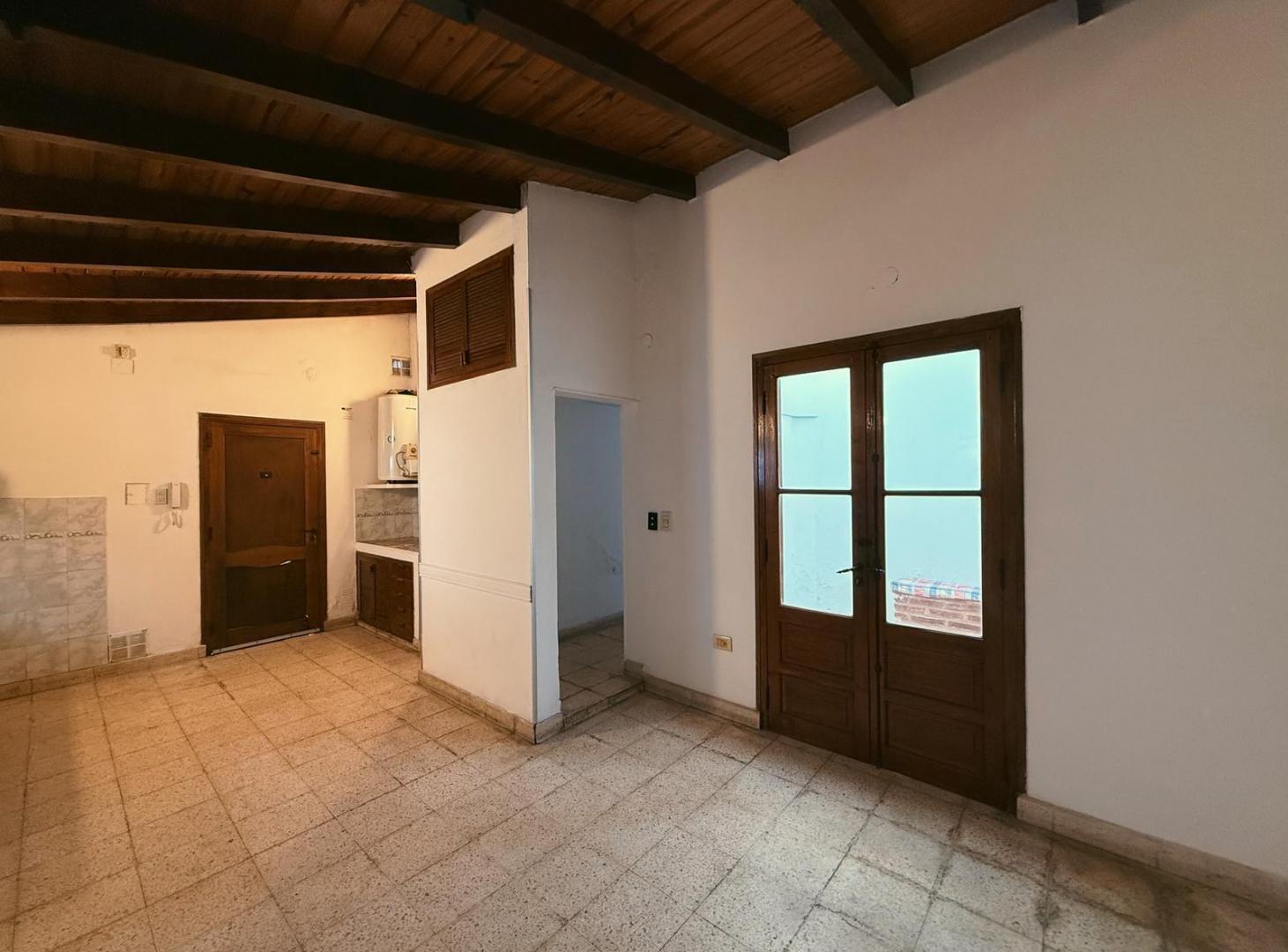 Foto de Amenabar 2144 - Casa De Pasillo De 2 Dormitorios Con Pileta En Venta, imagen 3