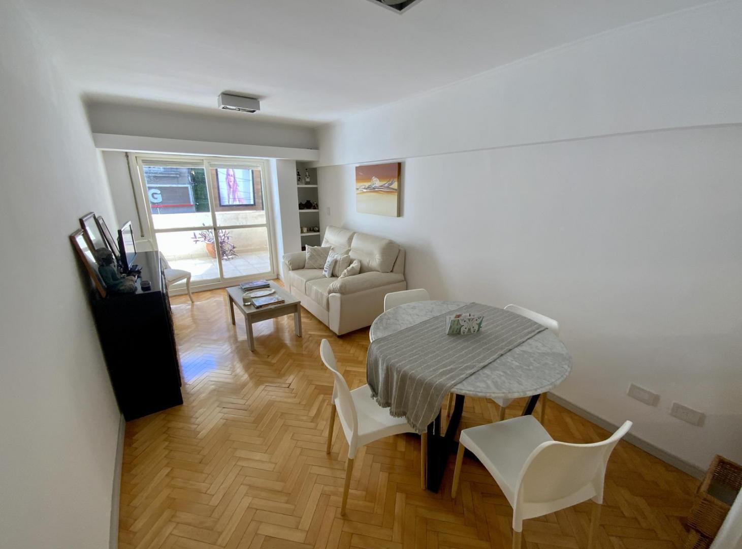 Foto de Cordoba 1623 - Departamento De 2 Dormitorios Con Patio En Alquiler, imagen 1
