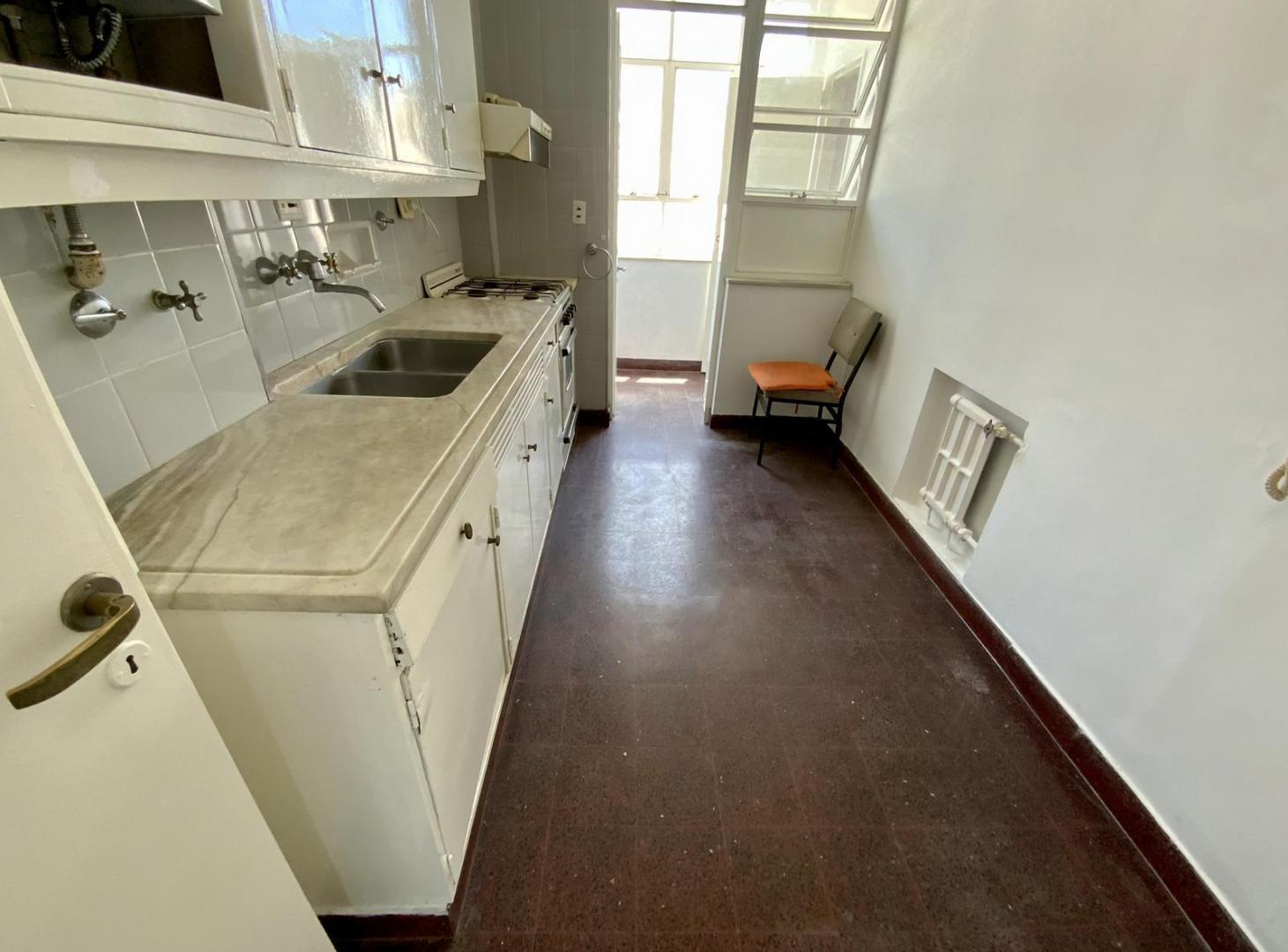 Foto de Rioja 1086 - Departamento De 3 Dormitorios En Alquiler - Centro, Rosario, imagen 2