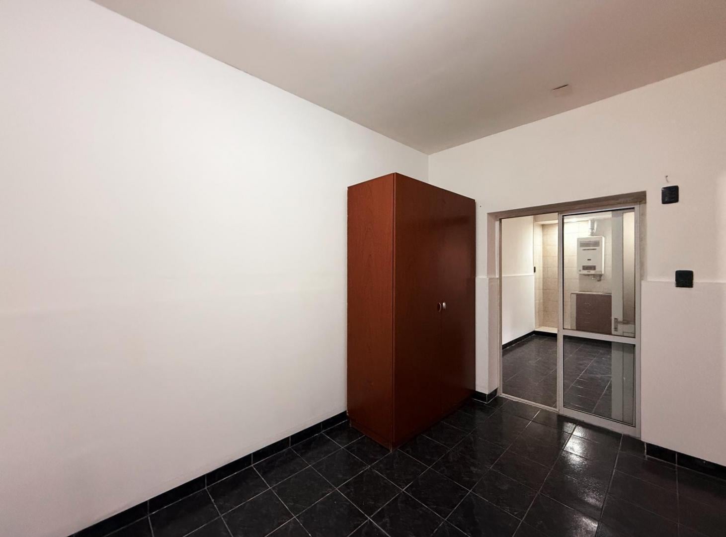 Foto de Ov. Lagos 5206 - Depto. De Pasillo De 1 Dormitorio En Alquiler - Rosario, imagen 4