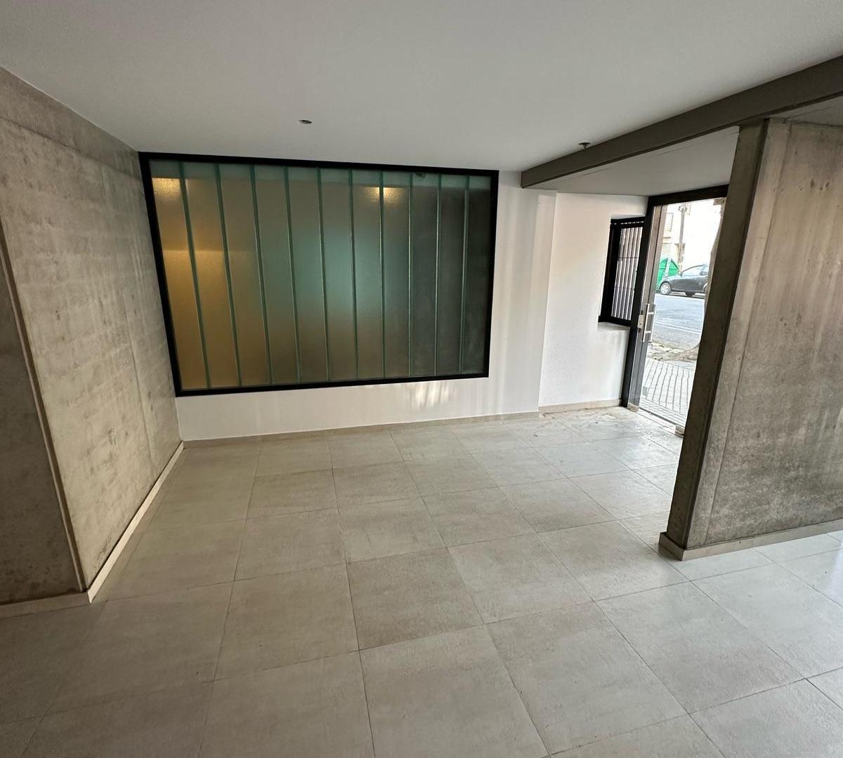 Foto de Cafferata 1173 - Local Comercial En Venta - Echesortu, Rosario, imagen 2