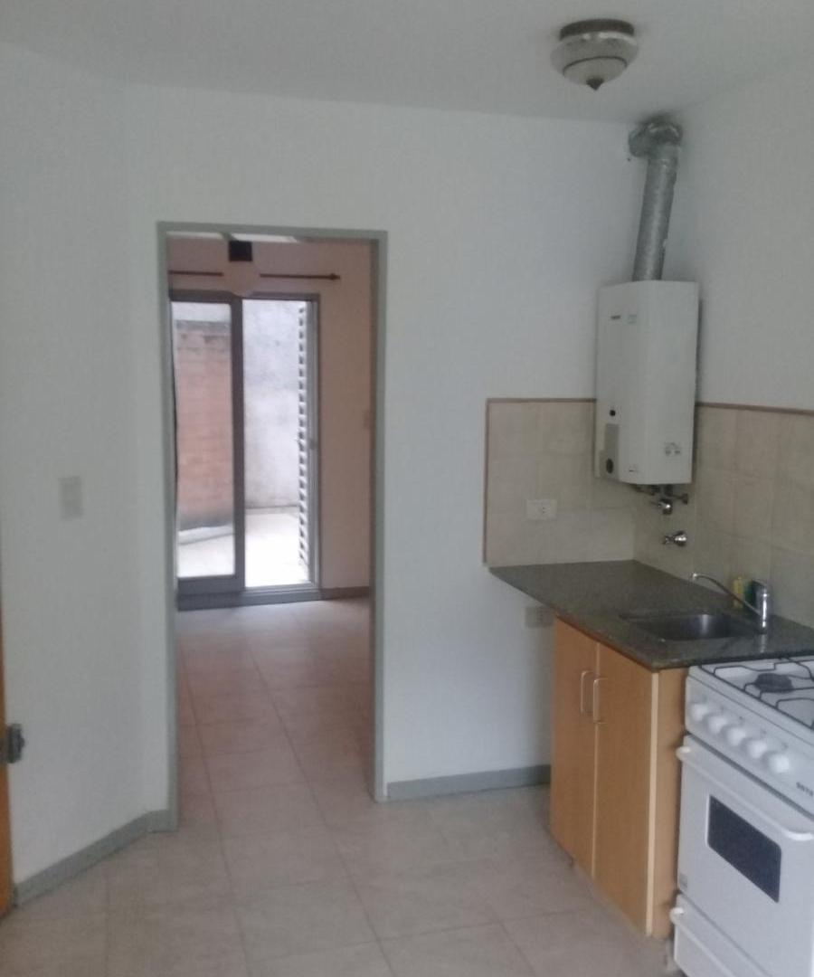Foto de Alsina 816 - Departamento de 1 dormitorio, planta baja en alquiler, imagen 5