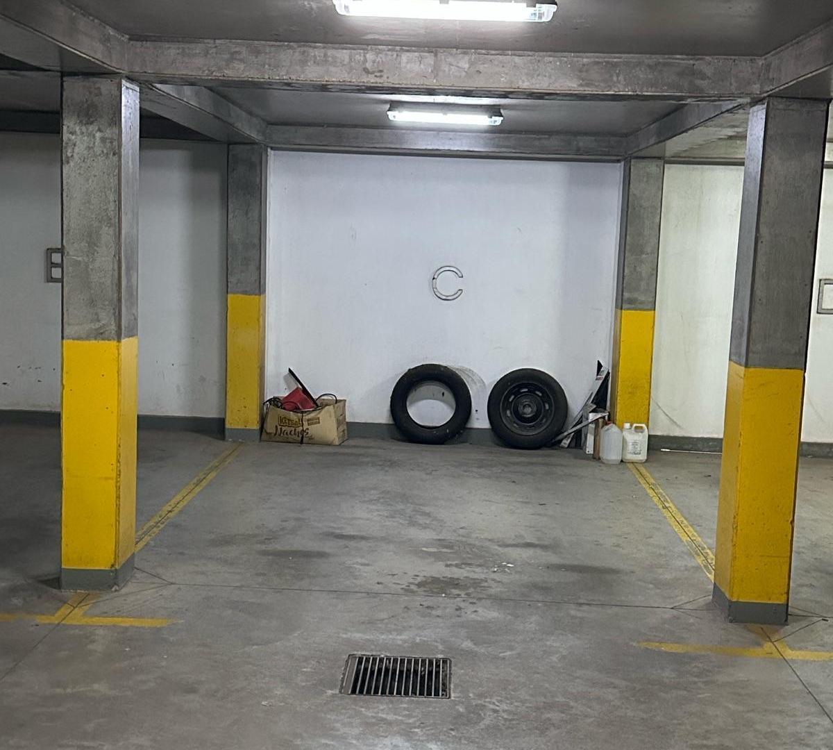 Foto de Zeballos 257 - Departamento De 2 Dormitorios Con Cochera En Venta, imagen 3
