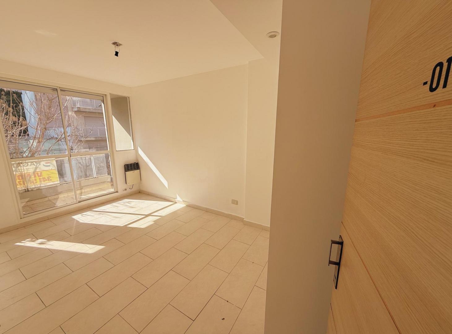 Foto de 3 De Febrero 241 - Departamento De 1 Dormitorio En Venta - Martin, imagen 1