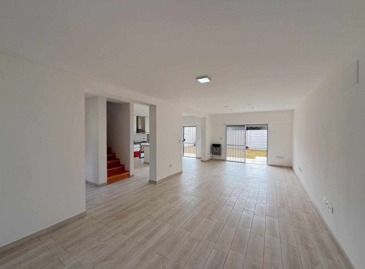 Foto de Buchanan 646 - Casa De 5 Dormitorios A Estrenar En Venta - La Florida, imagen 1