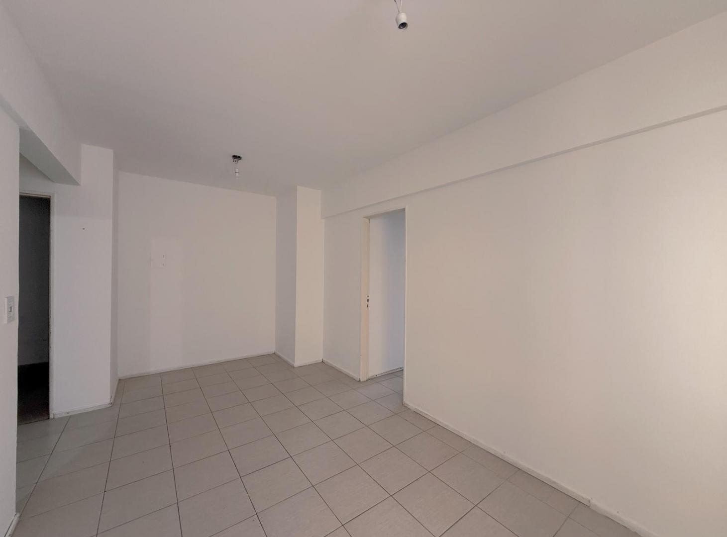 Foto de Santa Fe 1644 - Departamento De 2 Dormitorios En Venta - Centro, Rosario, imagen 2
