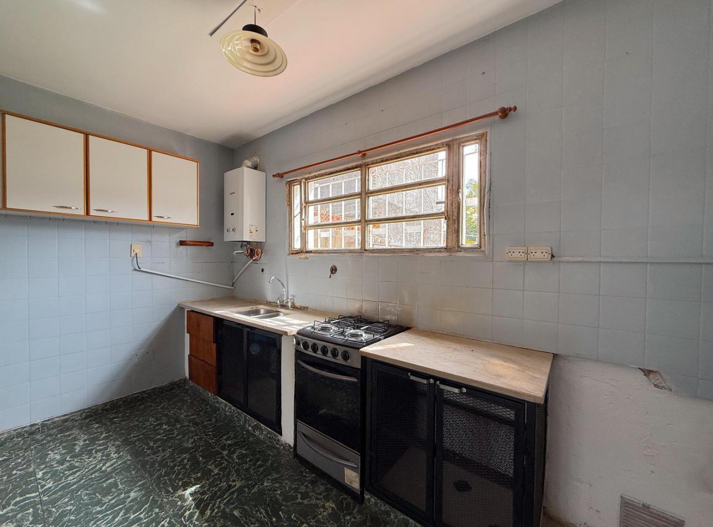 Foto de Blas Parera 852 - Casa De 2 Dormitorios Con Cochera Y Patio En Alquiler, imagen 4