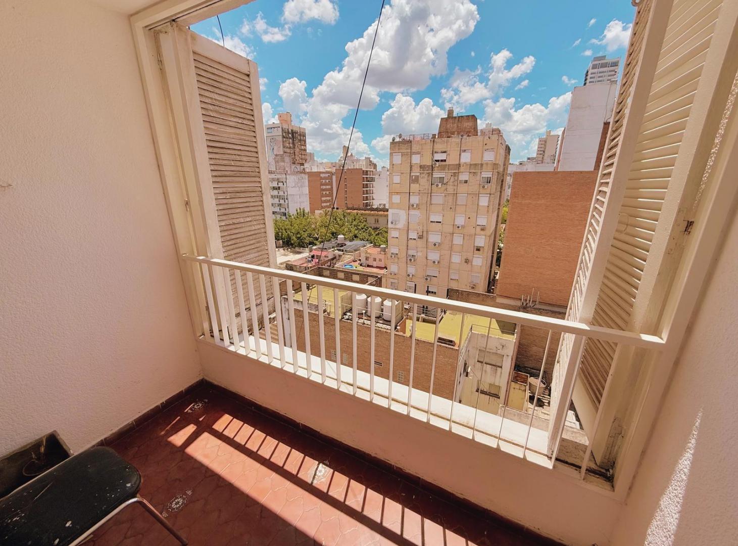Foto de Alem 1252 - Departamento De 1 Dormitorio En Alquiler - Barrio Martin, imagen 4