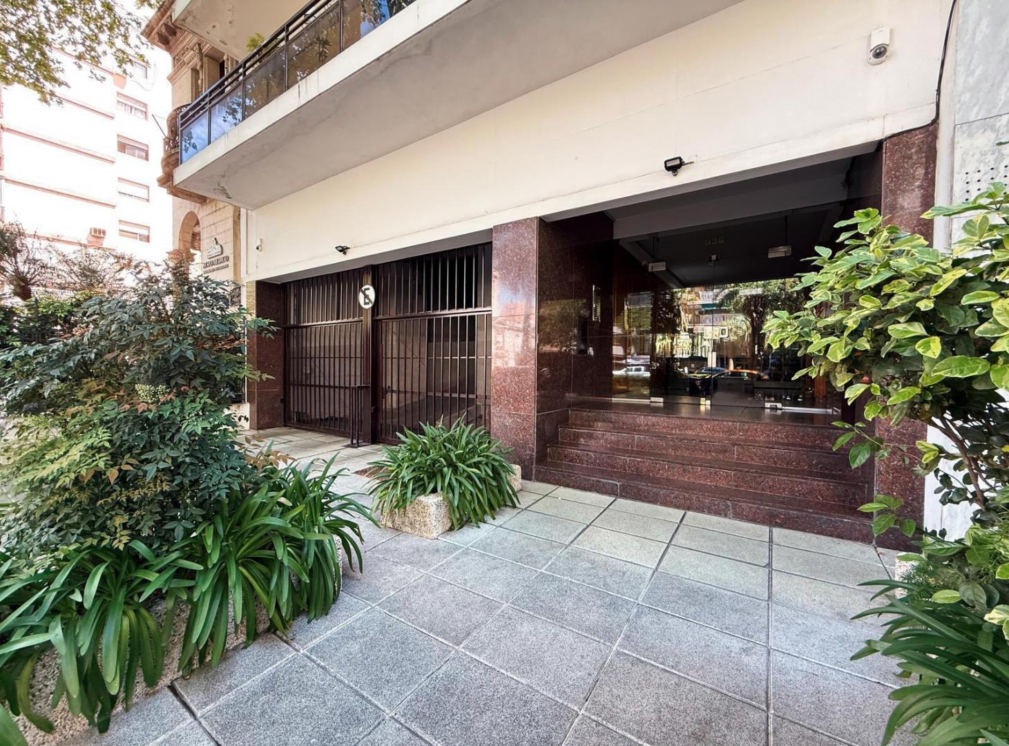 Foto de Bv. Oroño 1186 - Departamento De 1 Dormitorio Con Patio En Alquiler, imagen 1