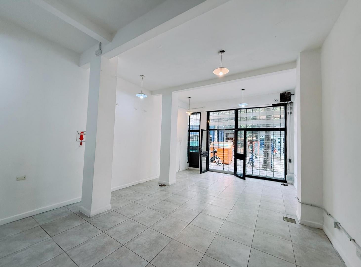 Foto de San Martin 1389 - Local Comercial En Alquiler - Centro, Rosario, imagen 5