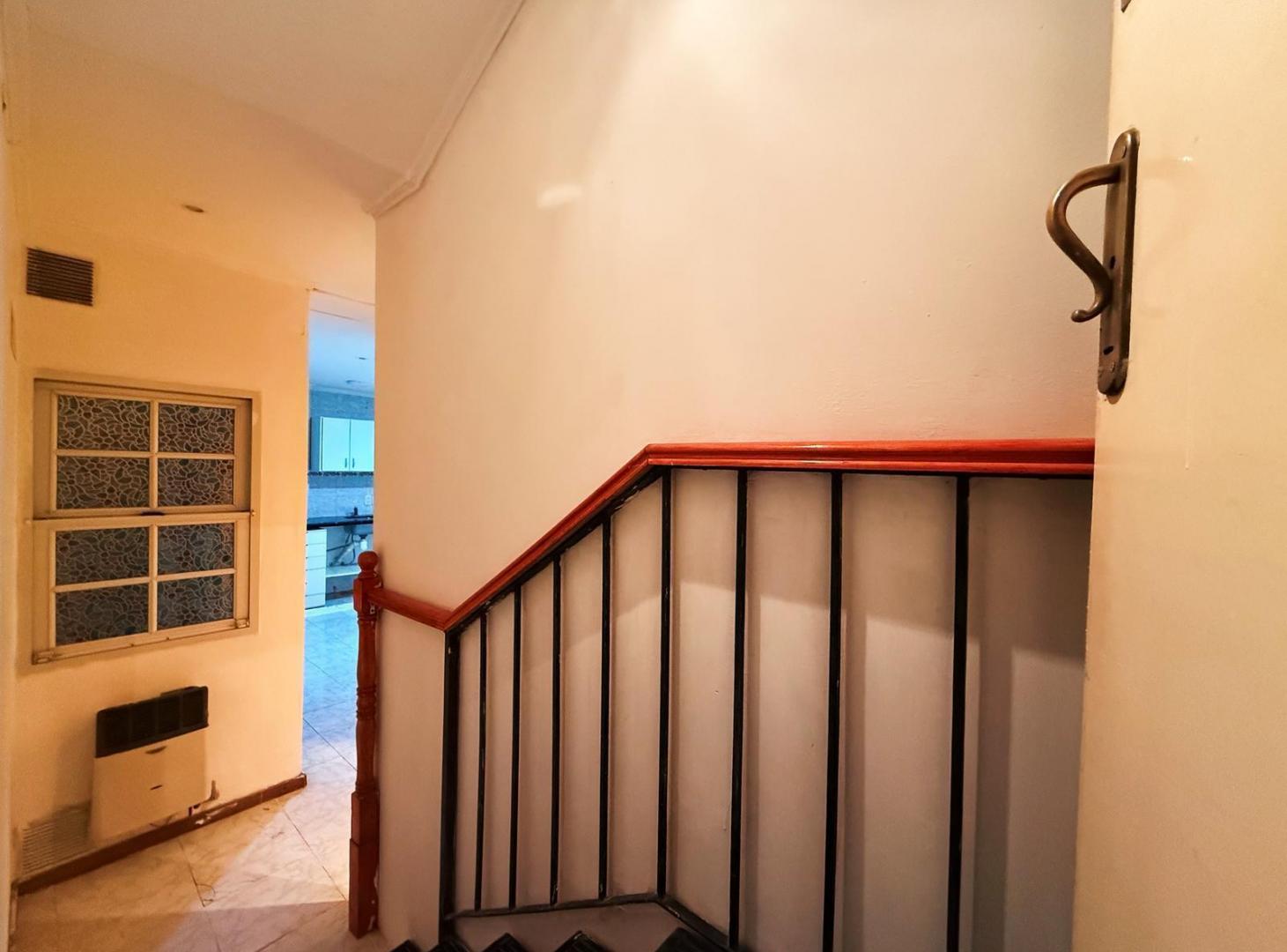 Foto de San Martin 1389 - Departamento De 1 Dormitorio + Comodin En Alquiler, imagen 1
