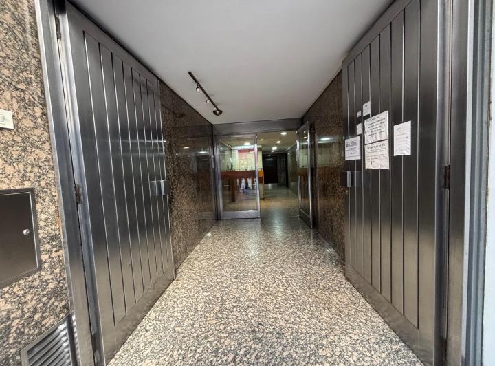 Av. CORDOBA 1500  - Barrio Norte - P.Baja -Contrafrente - Uso Profesional