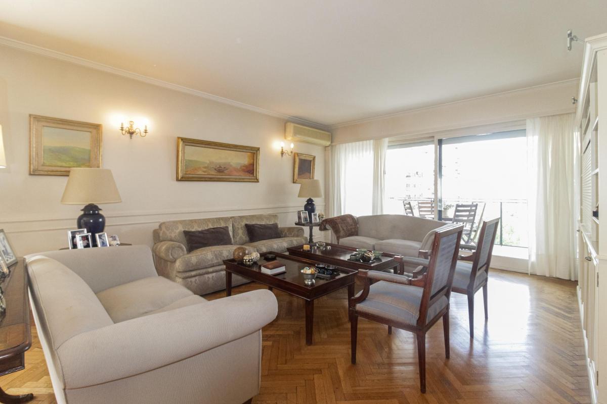 Venta Semipiso 4 Ambientes con Dependencia en Torre Belgrano 4