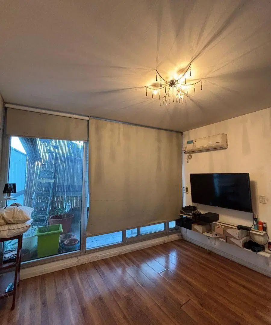 Excelente 2 ambientes con balcón aterrazado, dos cocheras y piso alto 8