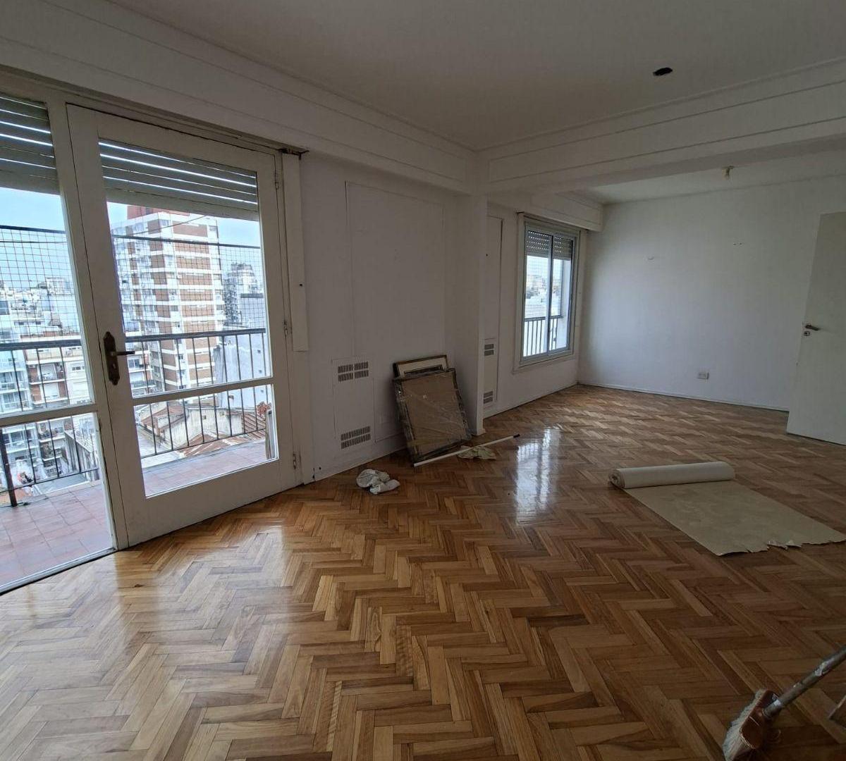 Foto de Departamento 4 Ambientes con Dependencia, Balcón y Guardacoche, imagen 4