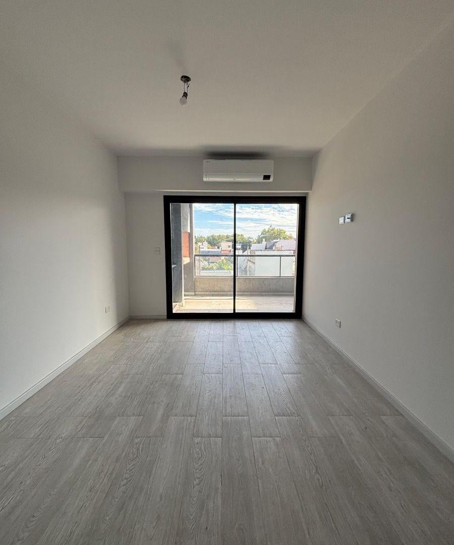 Foto de Departamento en Alquiler Semipiso 3 Ambientes a Estrenar Balcón, imagen 1