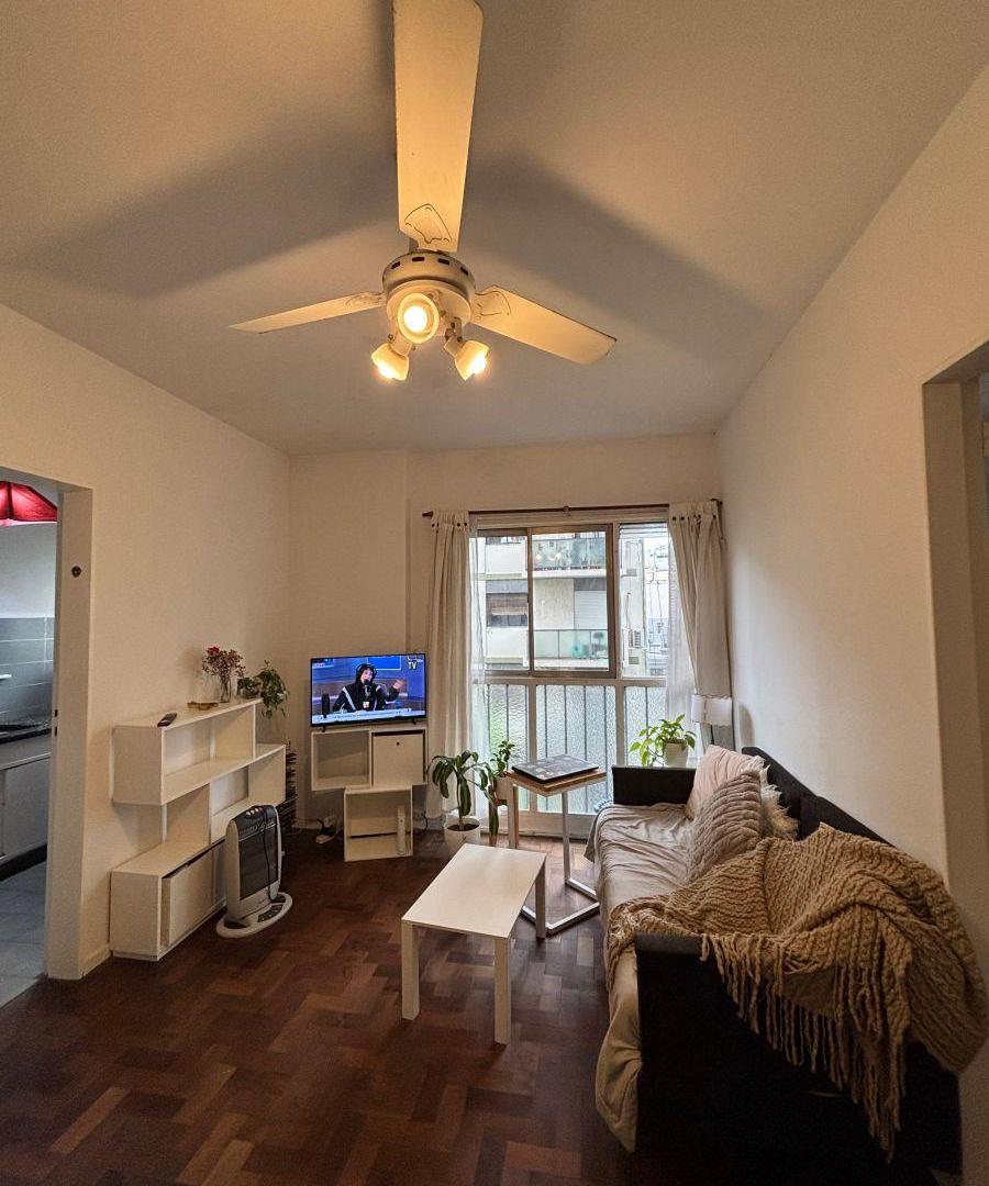 Foto de Dos ambientes en venta con balcón y bajas expensas, imagen 2