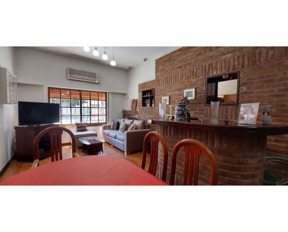 Liniers, Casa 5amb, Esquina; Excelente Estado/ubicacion, Oportu 1