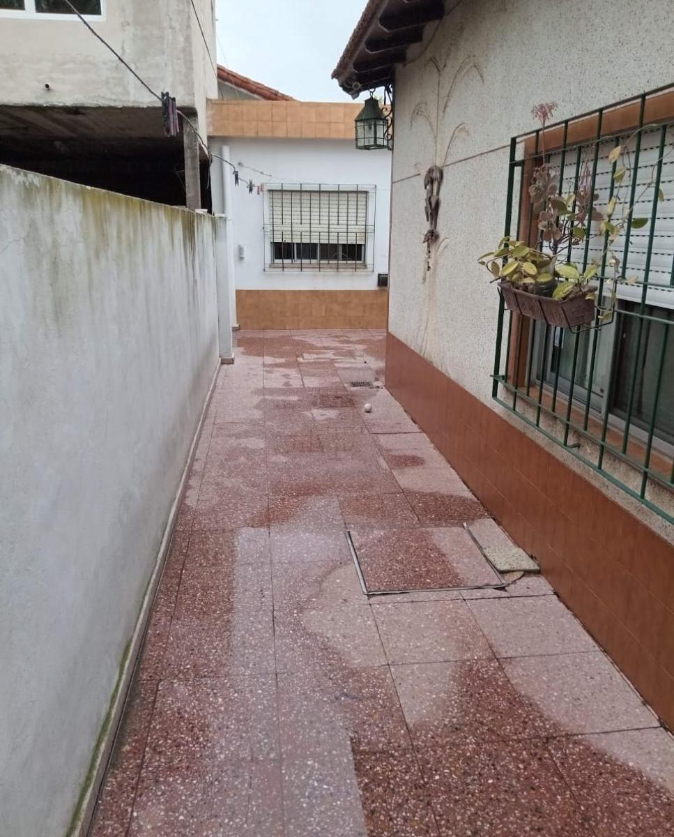 Quilmes, Casa, Amplio Metraje, Excelente Estado/ubicacion 3
