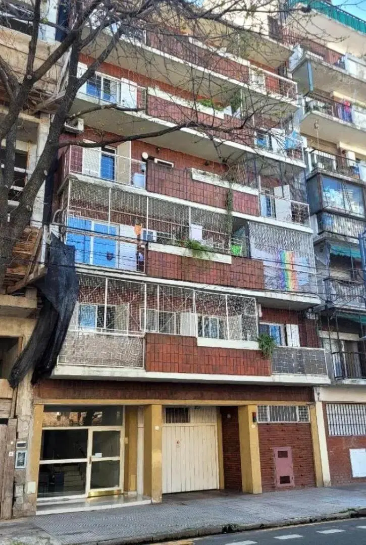 NUÑEZ, 3 AMBIENTES,CONTRAFRENTE, BALCON, COCHERA, OPORTUNIDA 1