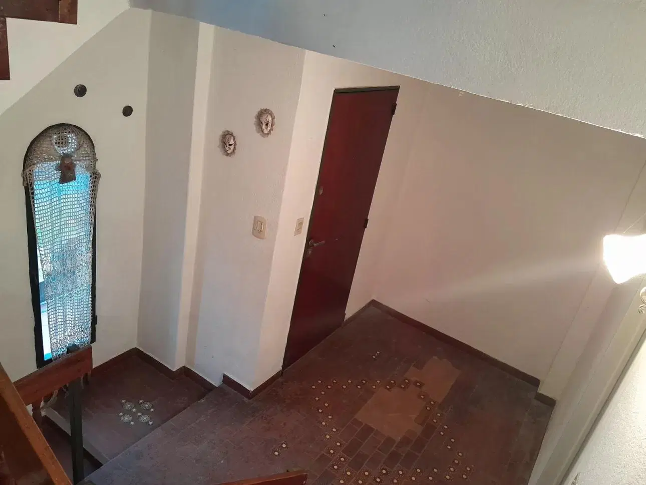 HAEDO,CASA TIPO TRIPLEX,4AMBIENTES,COCHERA,EXCELENTE PROPIED 2