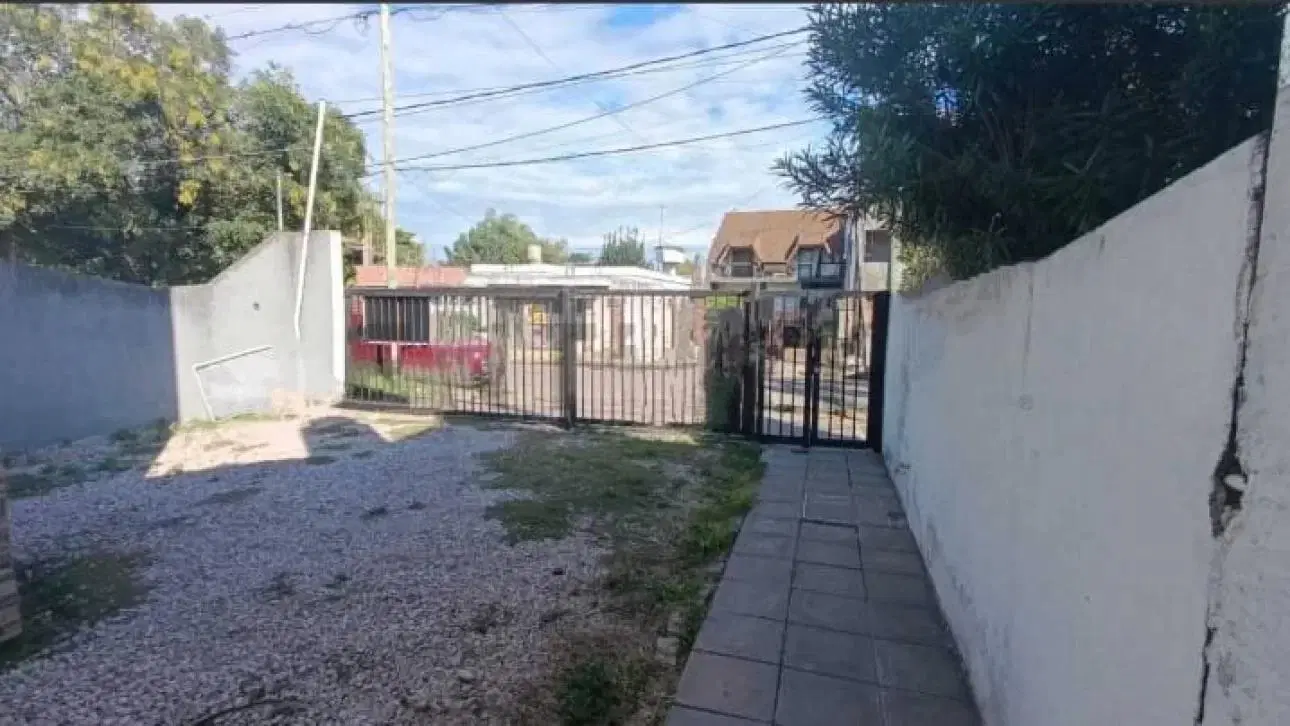 CASTELAR,MONOAMB,COCHERA,USO COMERCIAL/VIVIENDA, COCHERA 5
