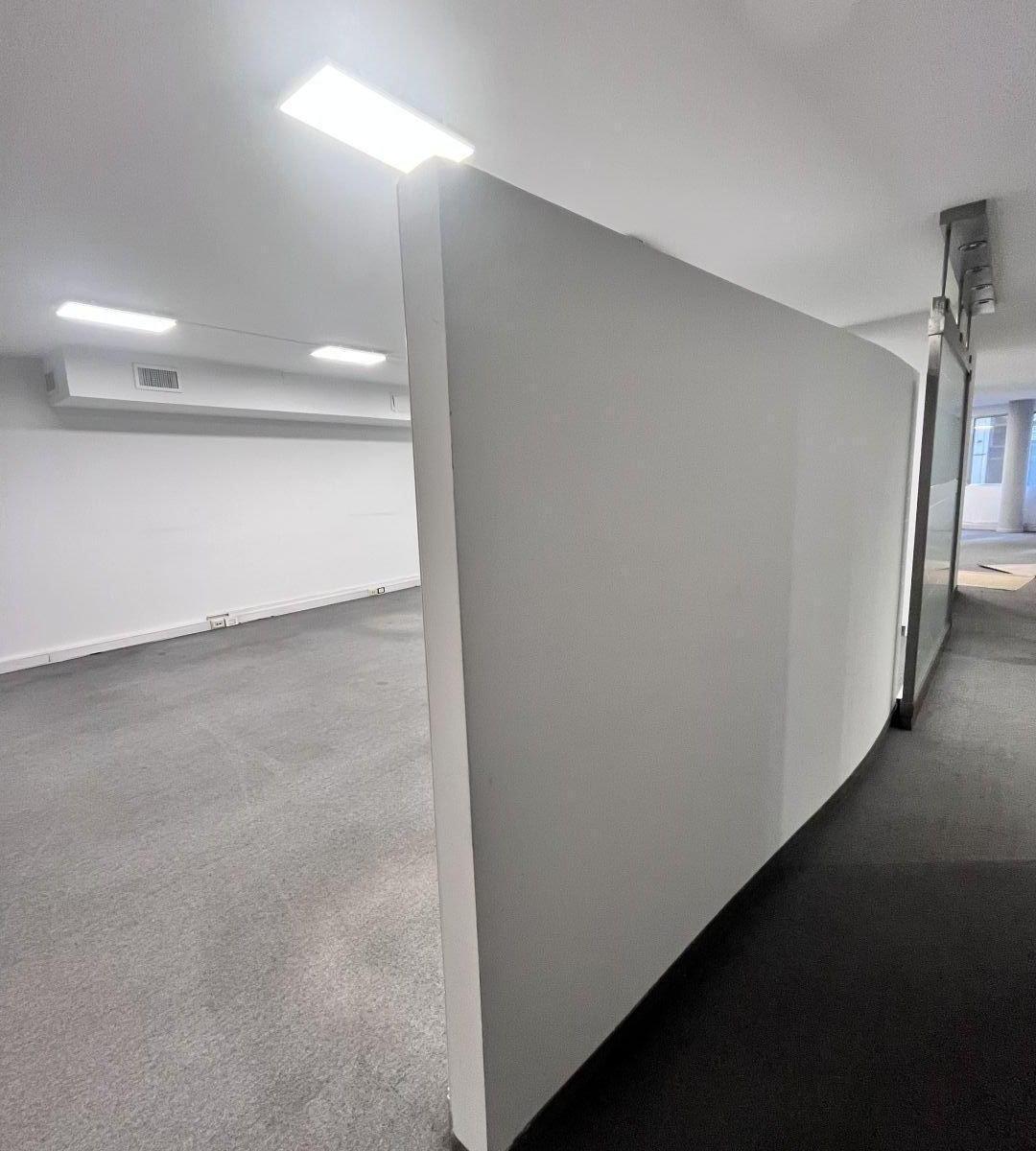 Oficina. | Alem, Leandro N. Avda. Al 1000 5