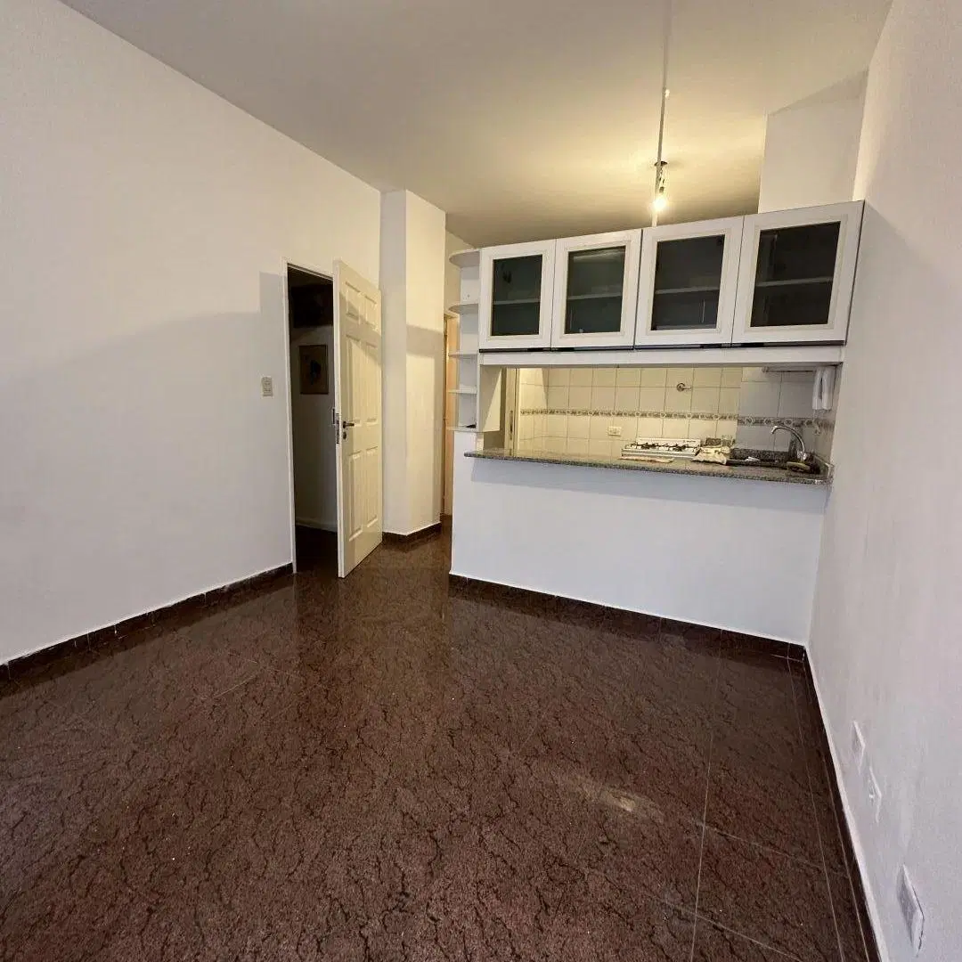 Departamento 2 ambientes. | MARIO BRAVO al 1000 4