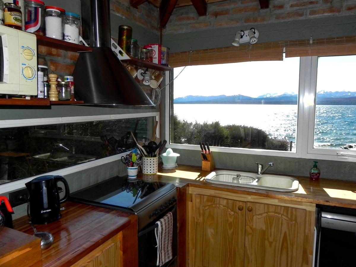 Bo. Las Chacras Casa en Venta con Acceso Directo Al Lago Nahuel Huapi 3